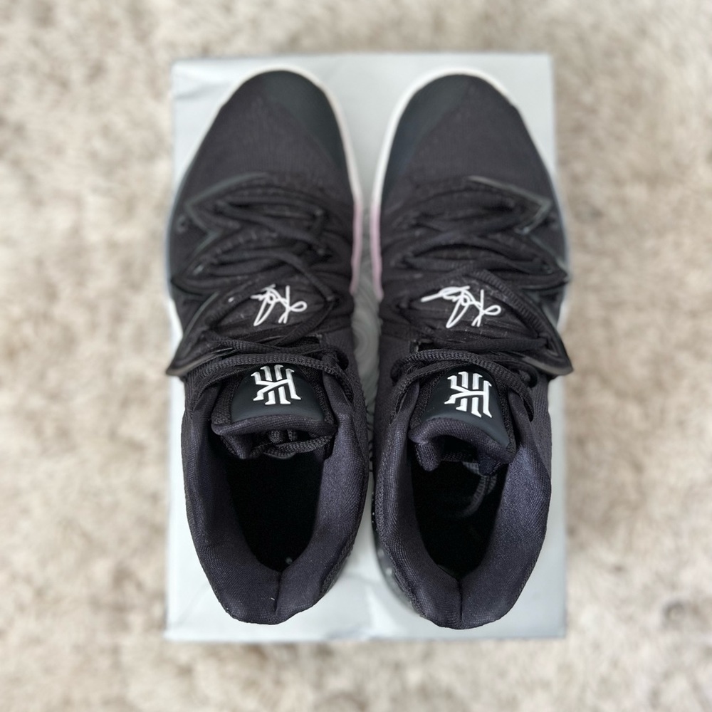 Mens Nike Kyrie 5 Black Magic size 10 - Picture 4 of 13